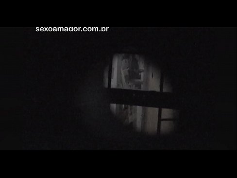 ❤️ Blondie vin an kasèt yon voyeur nan katye kache dèyè brik kre ❤ Super sèks nan nou ❌️❤
